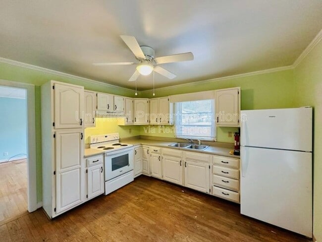 Photo - 145 Dogwood Dr Townhome