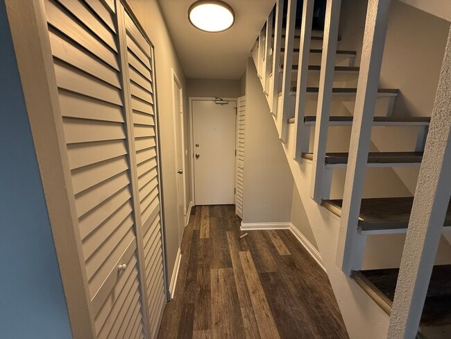 Foto del edificio - 744 W Gordon Terrace