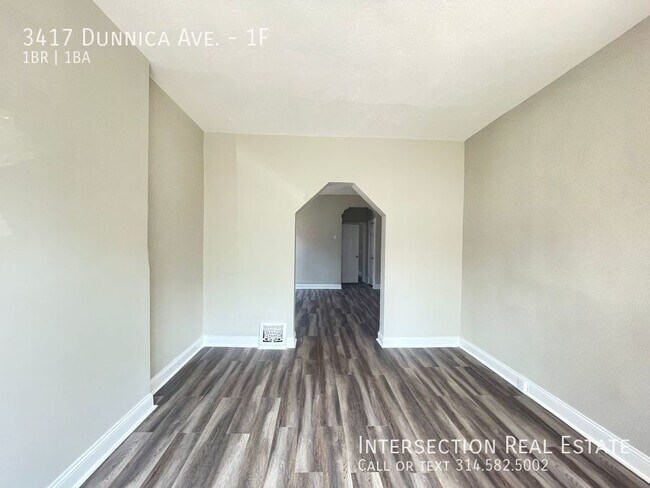 Building Photo - Newly Renovated First Floor 1Bed/1Bath in ...
