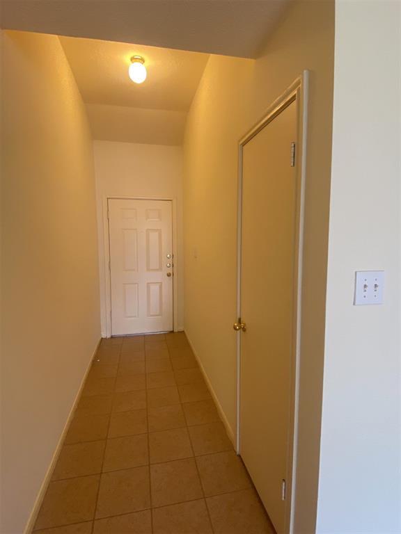 Building Photo - 2222 Havenhouse Dr