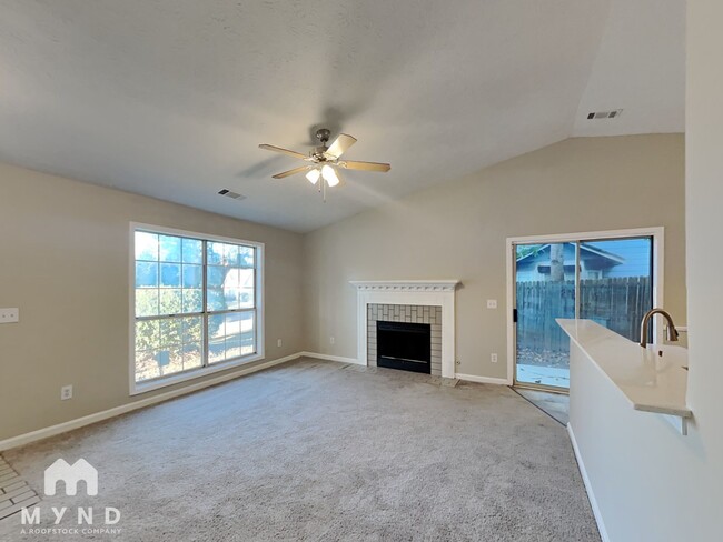Building Photo - 801 Shore Dr