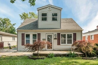 Building Photo - 25511 Pennie St