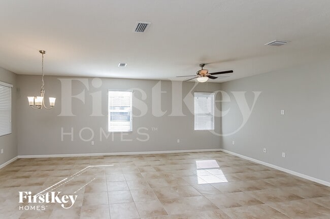 Foto del edificio - 740 Remington Green Dr SE
