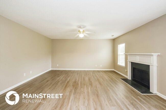 Building Photo - 1707 Deer Crossing Way