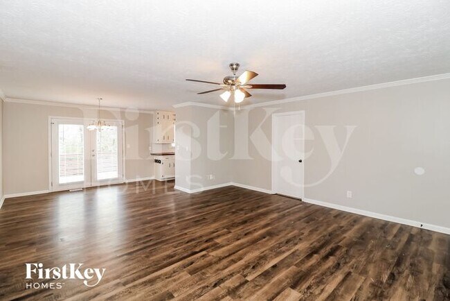 Foto del edificio - 1715 Straw Valley Rd