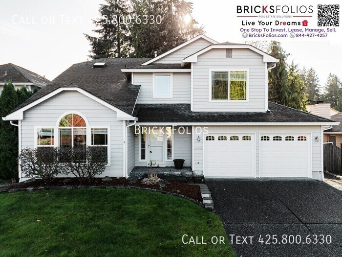 Primary Photo - Gorgeous Home For Rent in Silver Firs Comm...