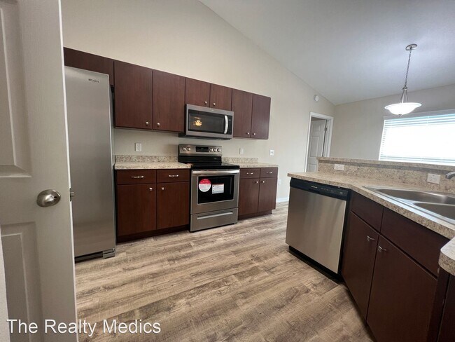 Building Photo - 3 br, 2 bath House - 14635 SW 25th Terr