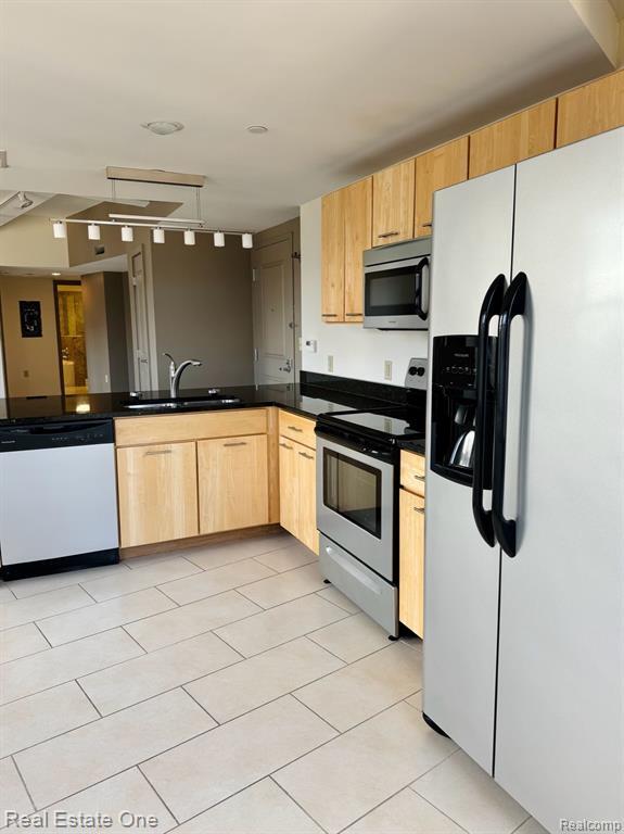 Building Photo - 10 Witherell St