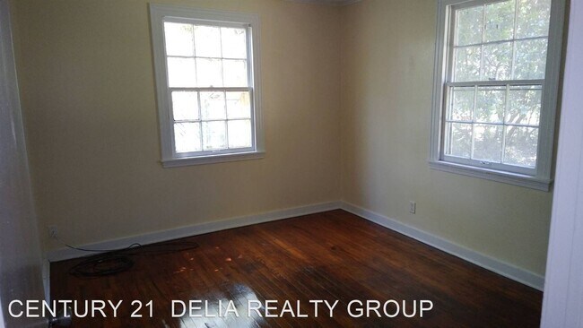 Building Photo - 2 br, 1 bath House - 505 Brown St