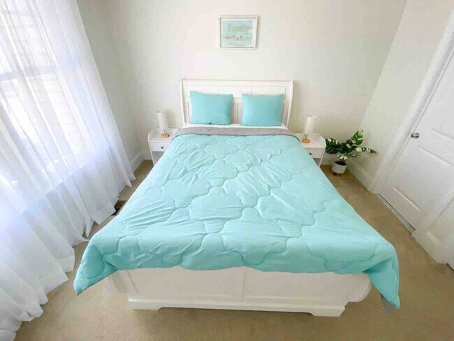 Foto del edificio - 18857 Bethpage Dr