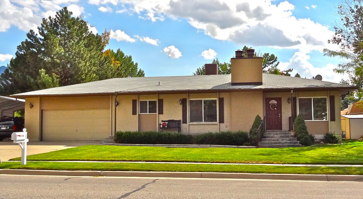 Foto principal - 2156 E Falcon Way