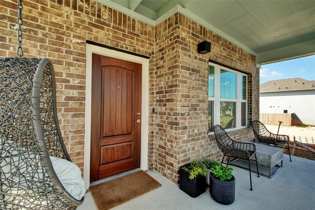 Building Photo - 9615 Morning Iris Dr
