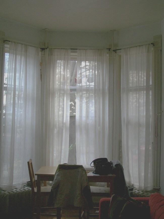 Foto del edificio - 1842 W Grace St
