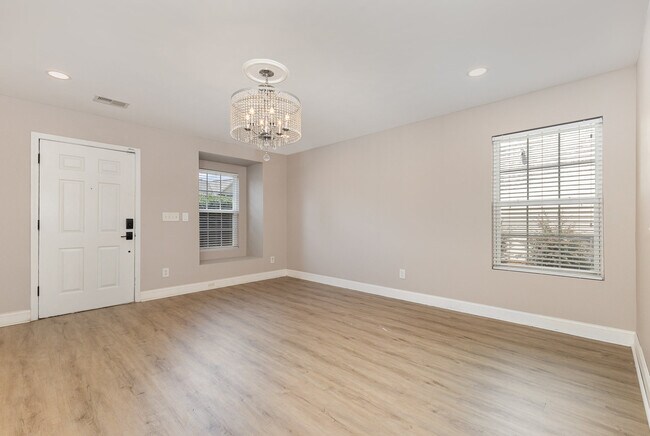 Foto del edificio - 14014 Pinyon Pine Ln