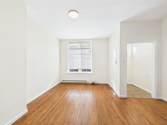 Building Photo - 1519 N Bouvier St