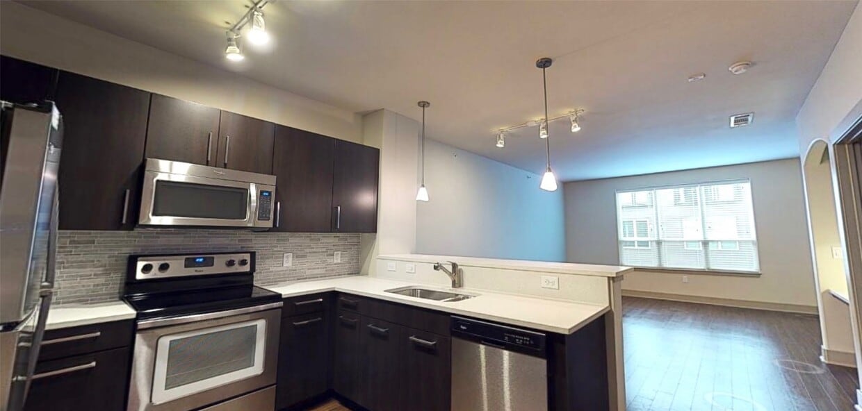 Foto principal - 1340 W Gray St