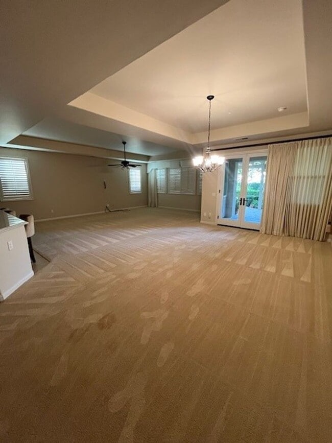 Building Photo - 121 Market Hill Way