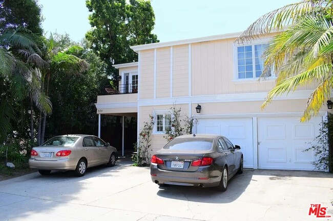 Foto del edificio - 834 Lincoln Blvd