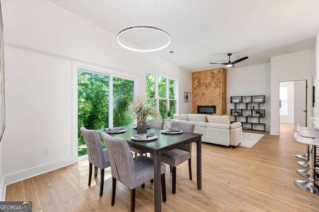 Foto del edificio - 977 Fleetwood Cir SW