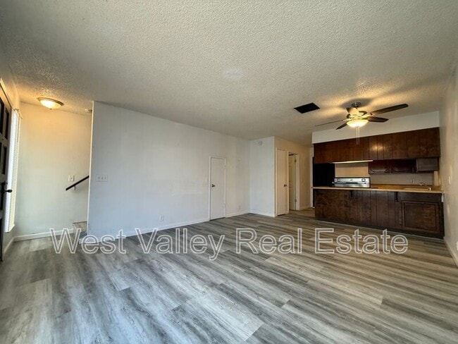 Foto del edificio - 205 W Ash St