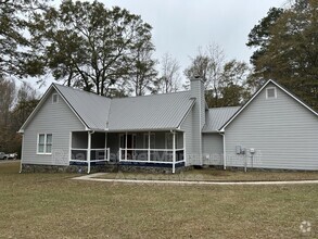 Building Photo - 131 Wagon Wheel Cir