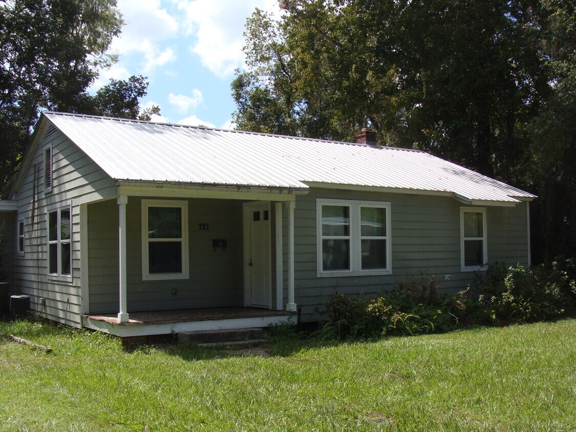 Primary Photo - 721 NW 9th Ave
