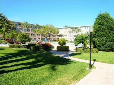Foto del edificio - 6363 Gulf Winds Dr