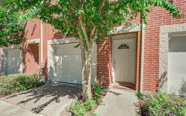 Building Photo - 3501 Link Valley Dr.