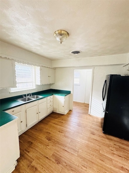 Building Photo - 6820 Dart Ave