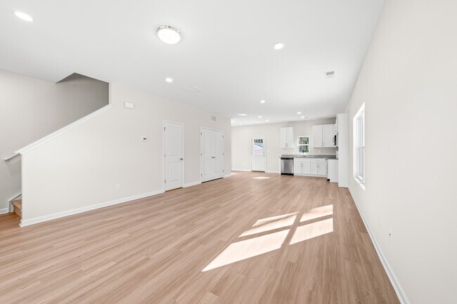 Foto del edificio - 612 W Lewis Rd
