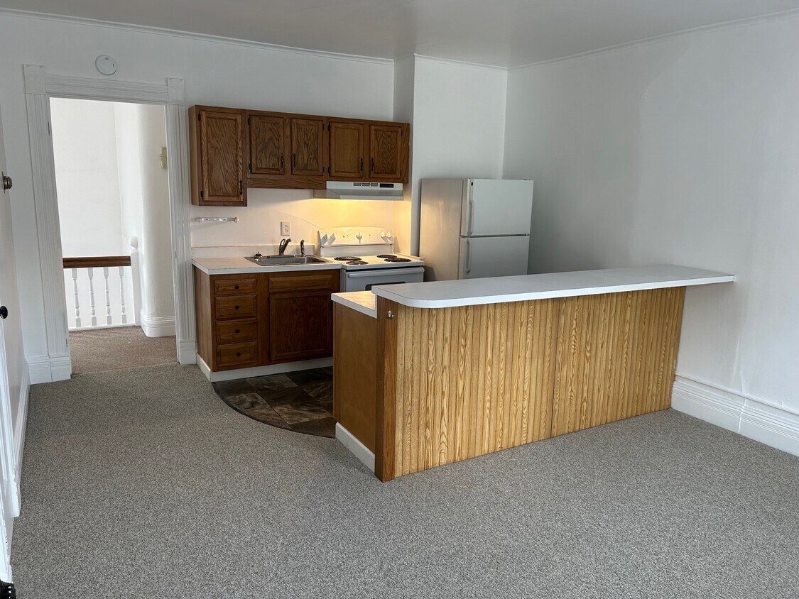 Foto principal - 63 W 1st St