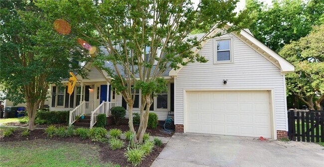 Photo - Close to Naval Base NOB! House