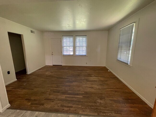 Foto del edificio - 2 Riley Manor Cir