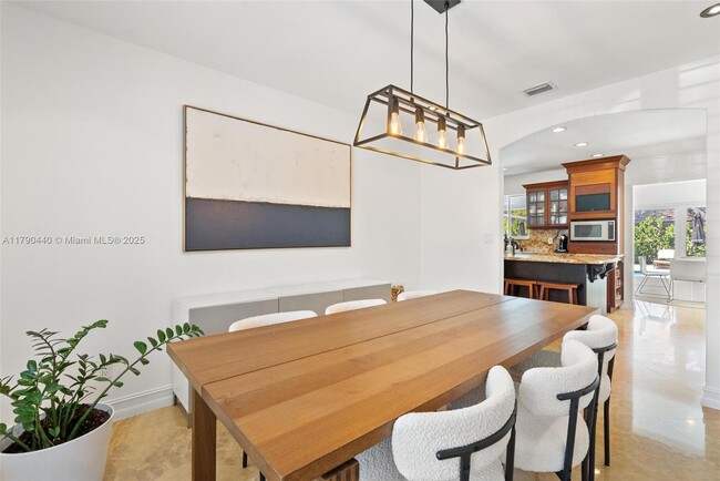 Building Photo - 14700 SW 78th Ave