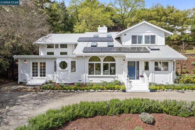 Foto del edificio - 3555 Old Mountain View Dr