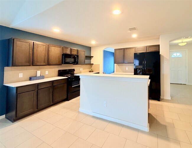 Foto del edificio - 6807 Bardsdale Ct