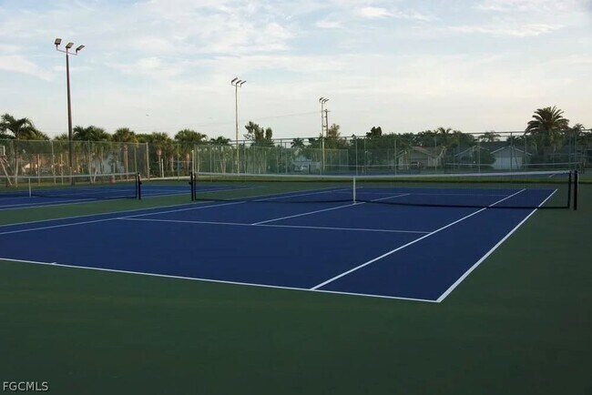 Foto del edificio - 6867 Pentland Way