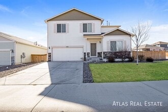 Building Photo - 883 Emerald Lakes St