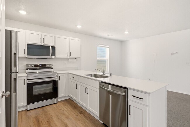 Foto del edificio - Beautiful 4 bedroom home in Liberty Lake! Move in Ready!