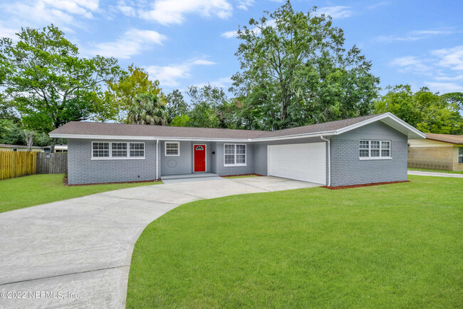 Building Photo - 3741 Gurley Rd