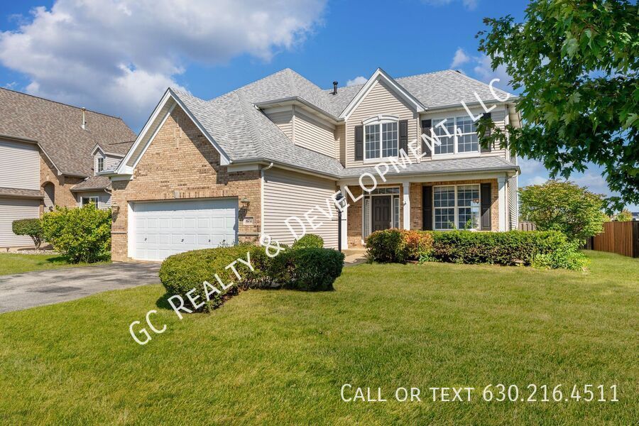 Foto principal - 6711 Whisper Glen Dr