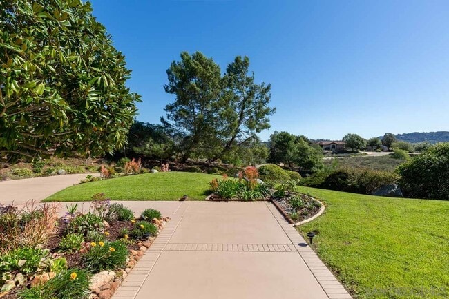 Building Photo - 13012 Solera Way