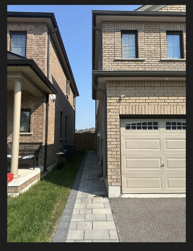 Building Photo - 152 William Fair Dr