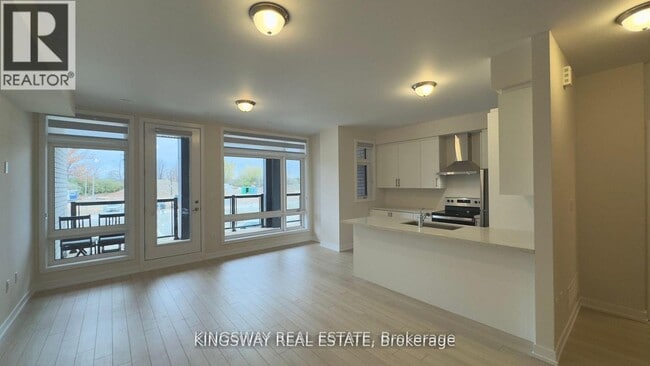 Building Photo - 7 Chiffon St