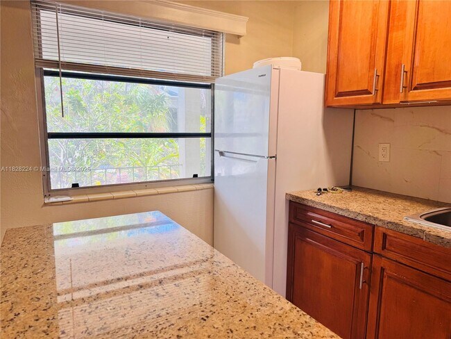 Foto del edificio - 756 N 17th Ave