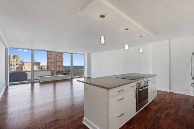 Foto del edificio - 330 W Diversey Pkwy