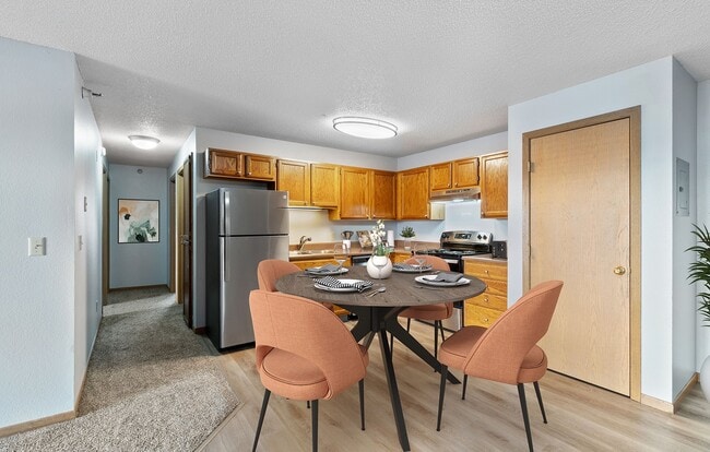 Interior Photo - Albertville Meadows