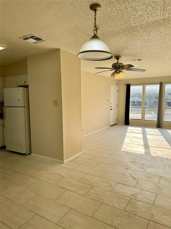 Building Photo - 5105 Peppertree Pkwy