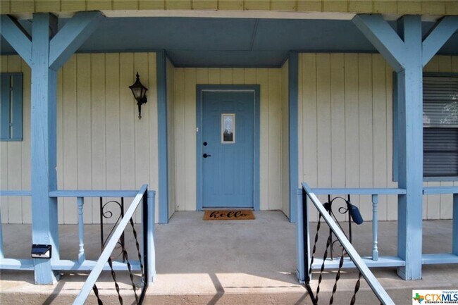 Building Photo - 3008 Rolling Oaks Dr