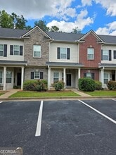 Building Photo - 207 Granite Way